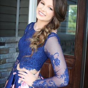 Sherri Hill Size 2/4 2 piece floral and navy dress